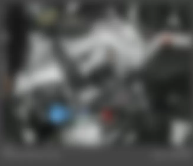 Mercedes-Benz S400 2010 - Component Locations -  Identifying Air Pump Switchover Valve (273)