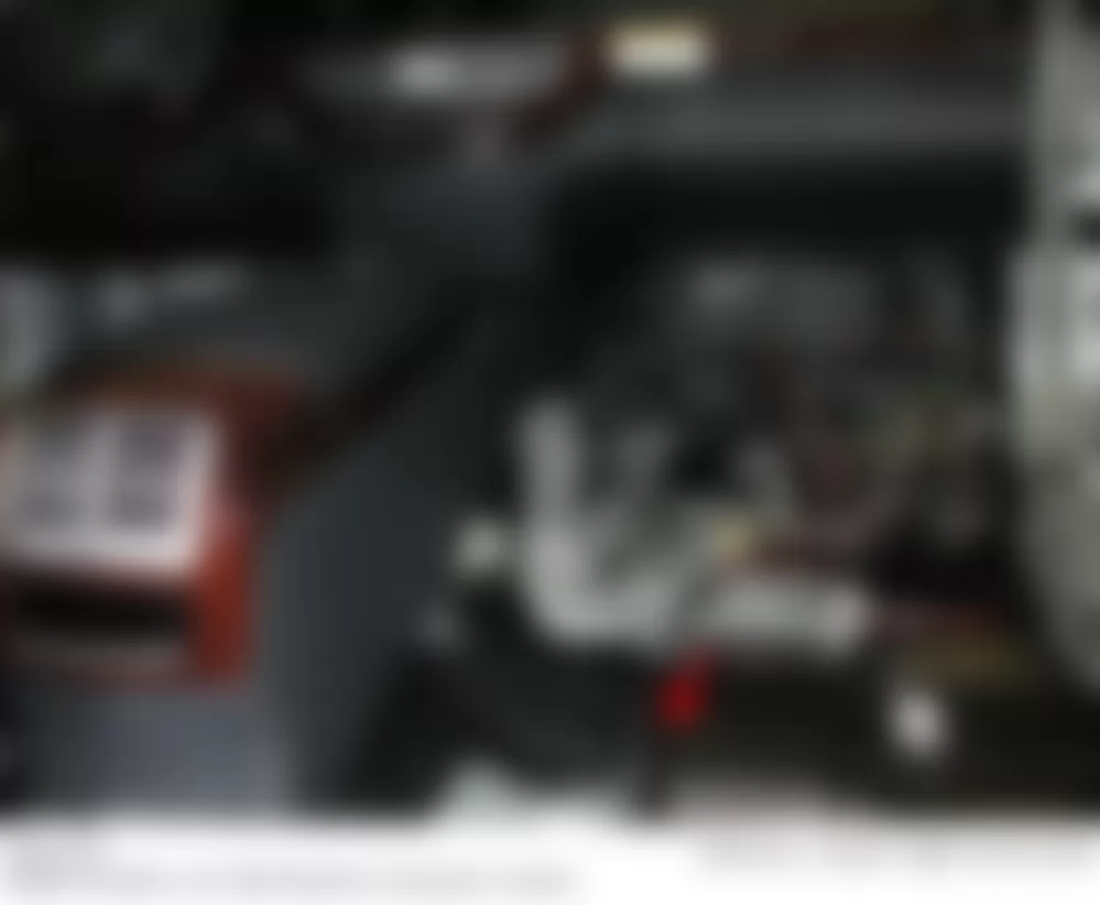 Mercedes-Benz S600 2010 - Component Locations -  Right Front Interior