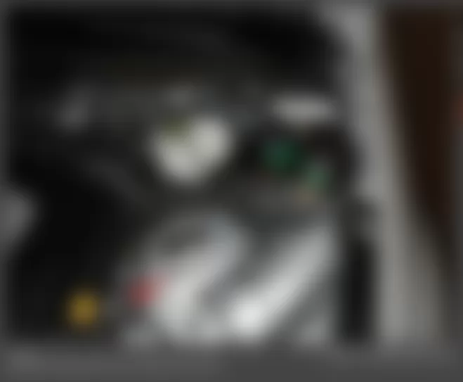 Mercedes-Benz S600 2010 - Component Locations -  Identifying L/F Body Lateral Acceleration Sensors