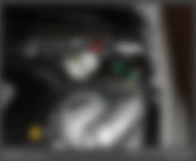 Mercedes-Benz S600 2010 - Component Locations -  Identifying BAS Solenoid Valve