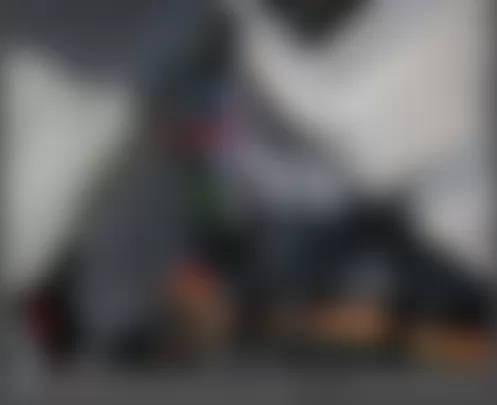 Mercedes-Benz SLK55 2010 - Component Locations -  Behind Right Seat