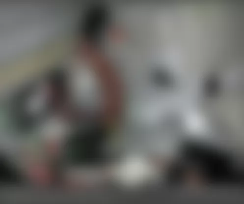 Mercedes-Benz SLK55 2010 - Component Locations -  Behind Right Seat