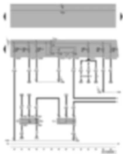 Wiring Diagram  VW GOLF PLUS 2006 - Terminal 30 voltage supply relay - fuel pump relay - fuel gauge sender - fuel pump