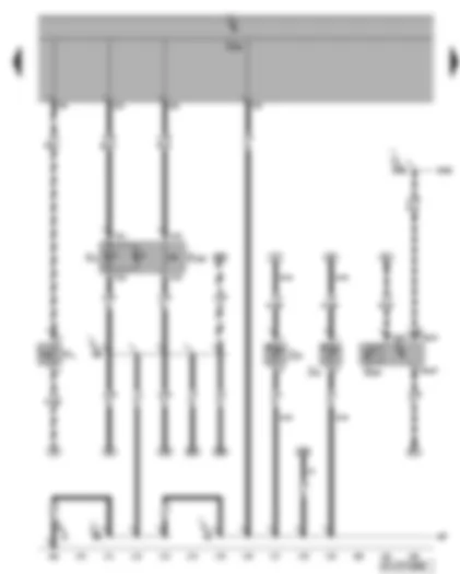 Электросхемa  VW GOLF PLUS 2007 - Клавиша включения аварийной световой сигнализации - выключатель фонарей заднего хода - нагревательные резисторы жиклёров омывателя - датчик дождя и освещенности