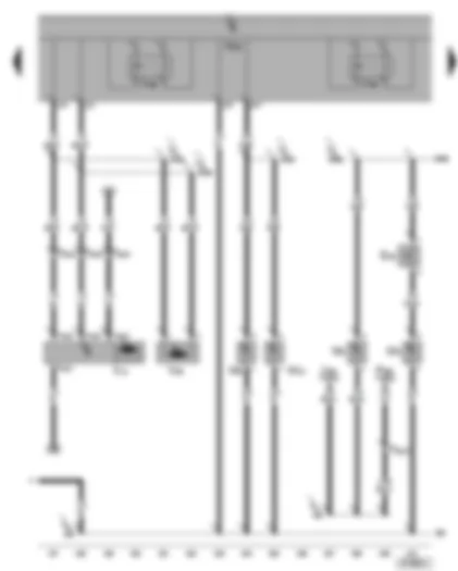 Электросхемa  VW GOLF PLUS 2005 - Электродвигатель очистителя заднего стекла - насос омывателей ветрового и заднего стекол - реле двойного насоса омывателя - плафоны освещения пространства для ног - плафон освещения вещевого ящика