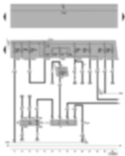 Wiring Diagram  VW GOLF 2005 - Terminal 30 voltage supply relay - fuel pump relay - fuel gauge sender - fuel pump
