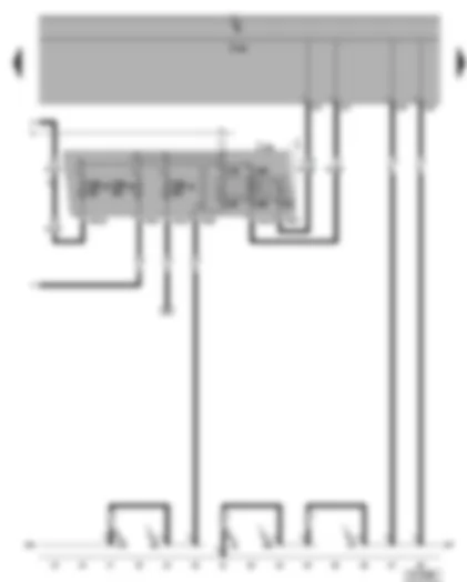 Wiring Diagram  VW TOURAN 2004 - Terminal 15 voltage supply relay