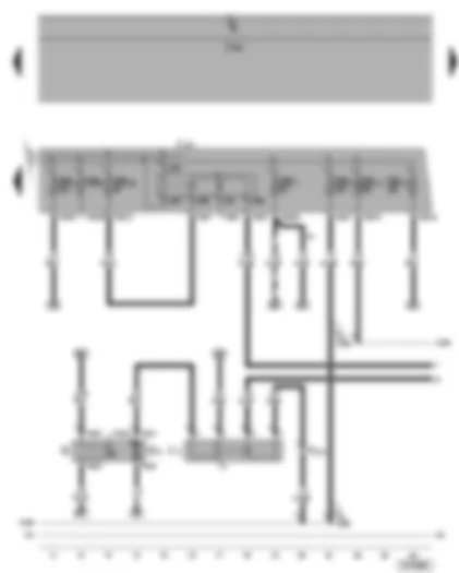Wiring Diagram  VW TOURAN 2005 - Terminal 30 voltage supply relay - fuel pump relay - fuel gauge sender - fuel pump